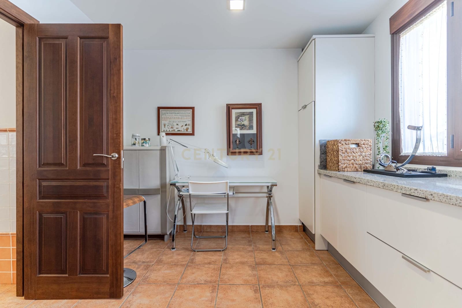 4 soveværelse Villa til salg i La Zubia med swimmingpool garage - € 435.000 (Ref: 9538914)