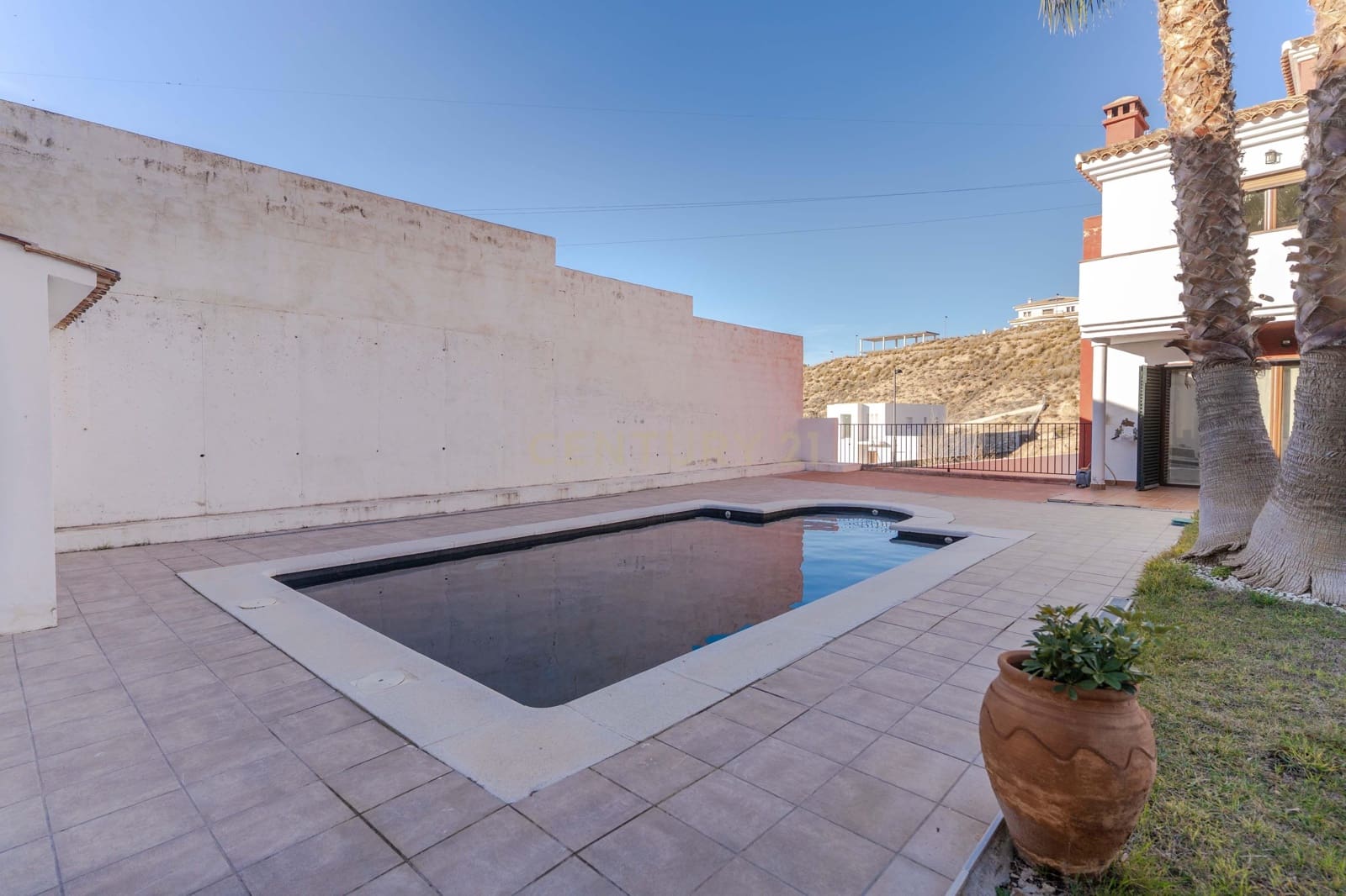 4 soveværelse Villa til salg i La Zubia med swimmingpool garage - € 435.000 (Ref: 9538914)