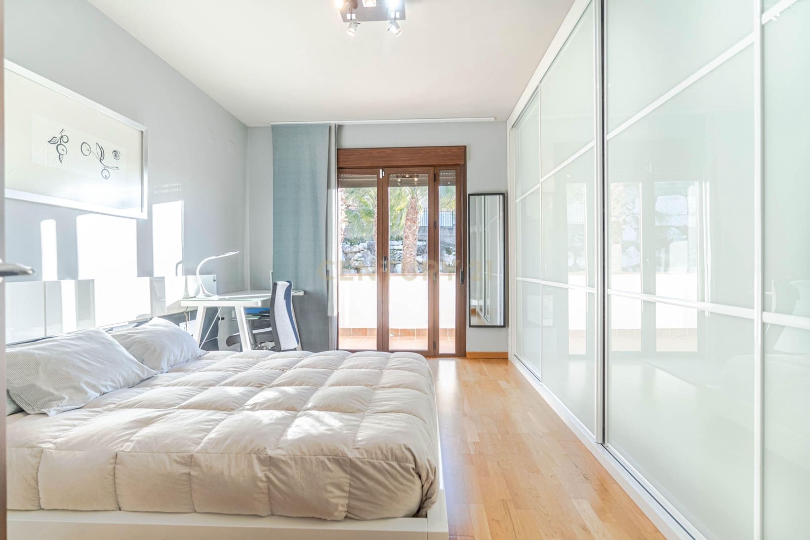 4 soveværelse Villa til salg i La Zubia med swimmingpool garage - € 435.000 (Ref: 9538914)