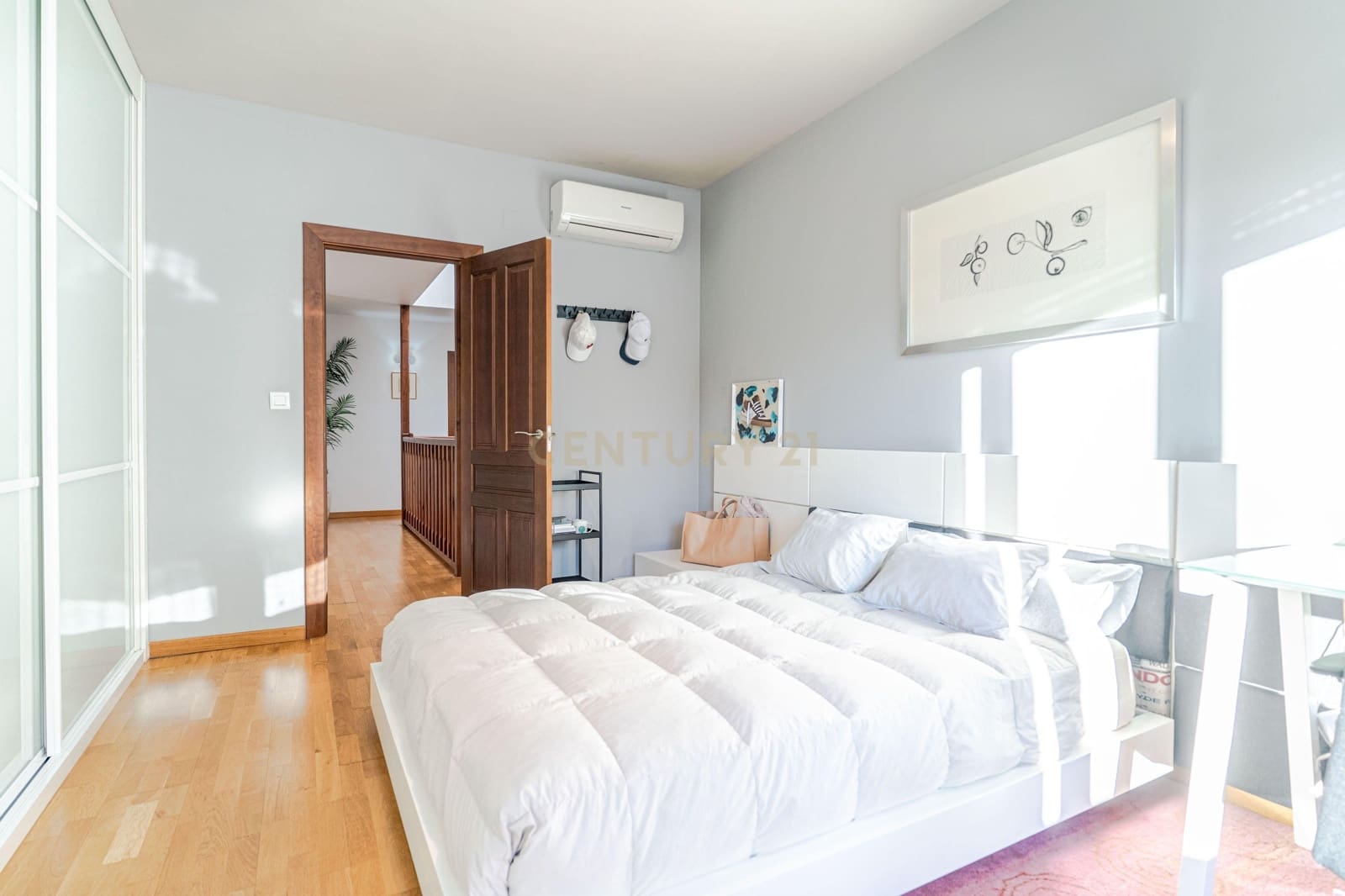 4 soveværelse Villa til salg i La Zubia med swimmingpool garage - € 435.000 (Ref: 9538914)