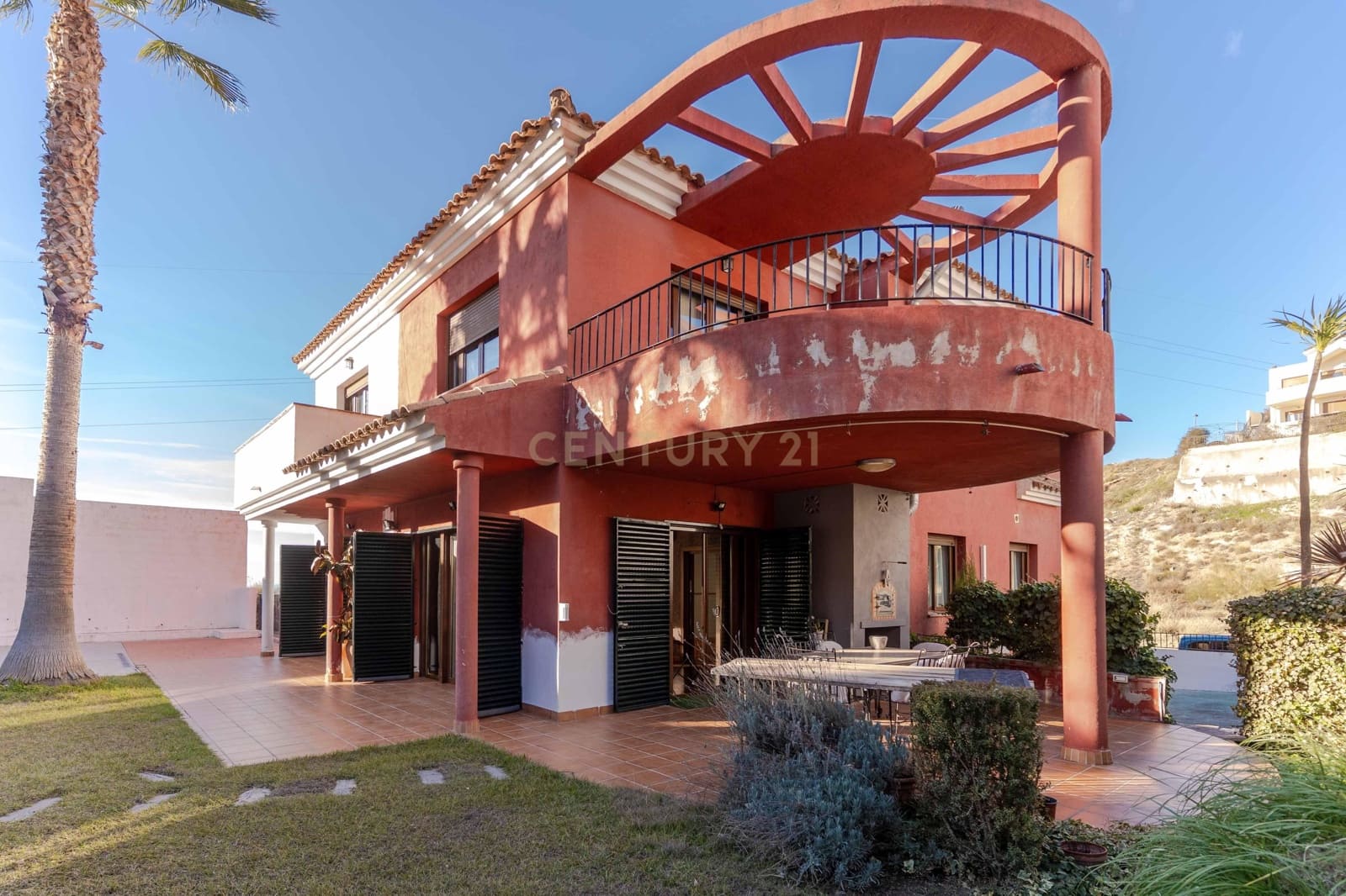 4 soveværelse Villa til salg i La Zubia med swimmingpool garage - € 435.000 (Ref: 9538914)