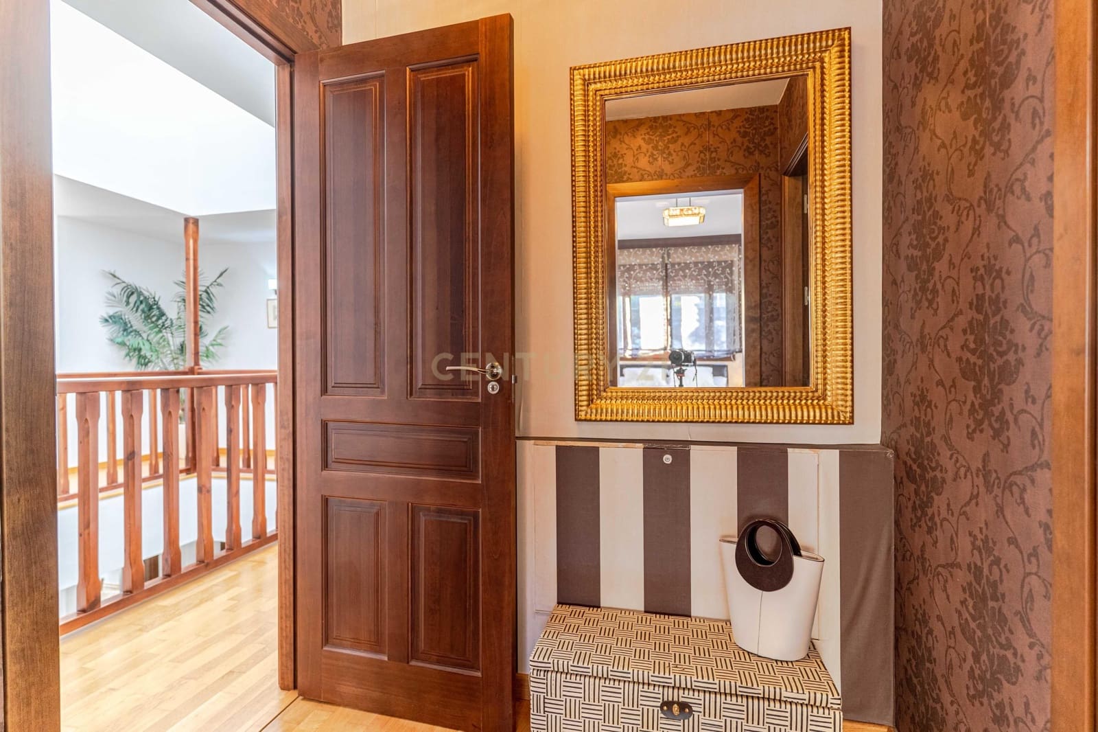 4 soveværelse Villa til salg i La Zubia med swimmingpool garage - € 435.000 (Ref: 9538914)