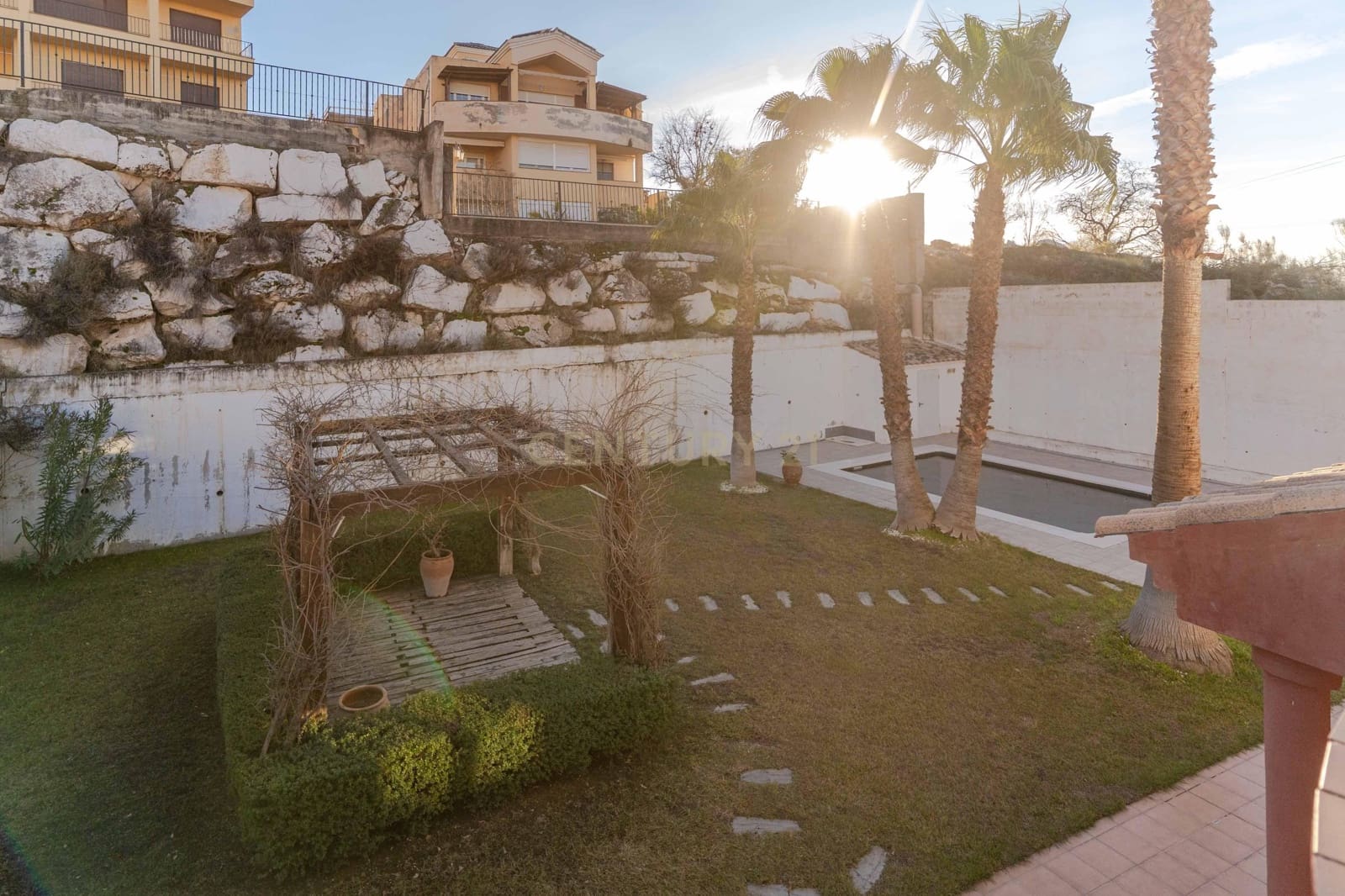4 soveværelse Villa til salg i La Zubia med swimmingpool garage - € 435.000 (Ref: 9538914)