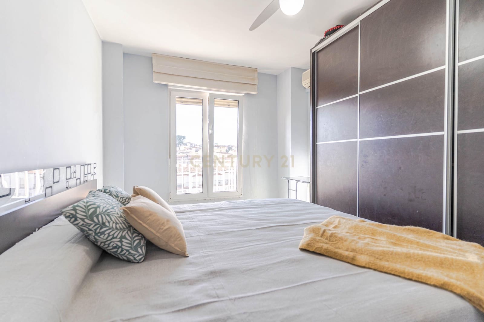 4 makuuhuone Asunto myytävänä paikassa Guadix - 135 000 € (Ref: 9547255)