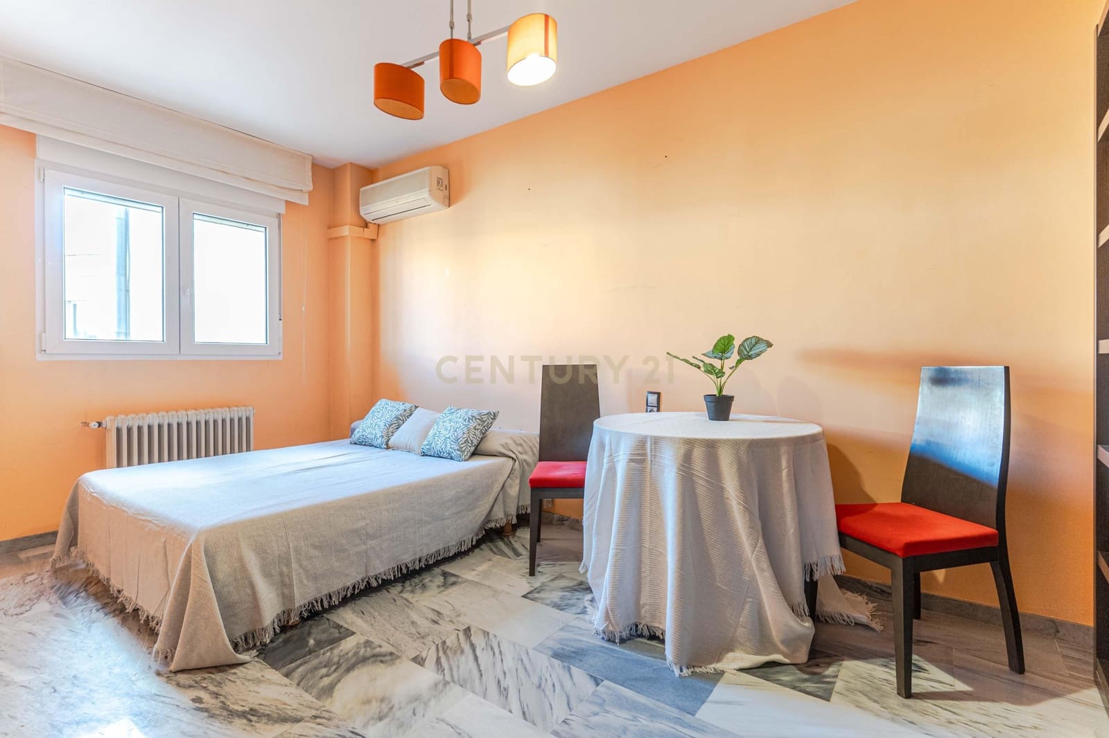 4 makuuhuone Asunto myytävänä paikassa Guadix - 135 000 € (Ref: 9547255)