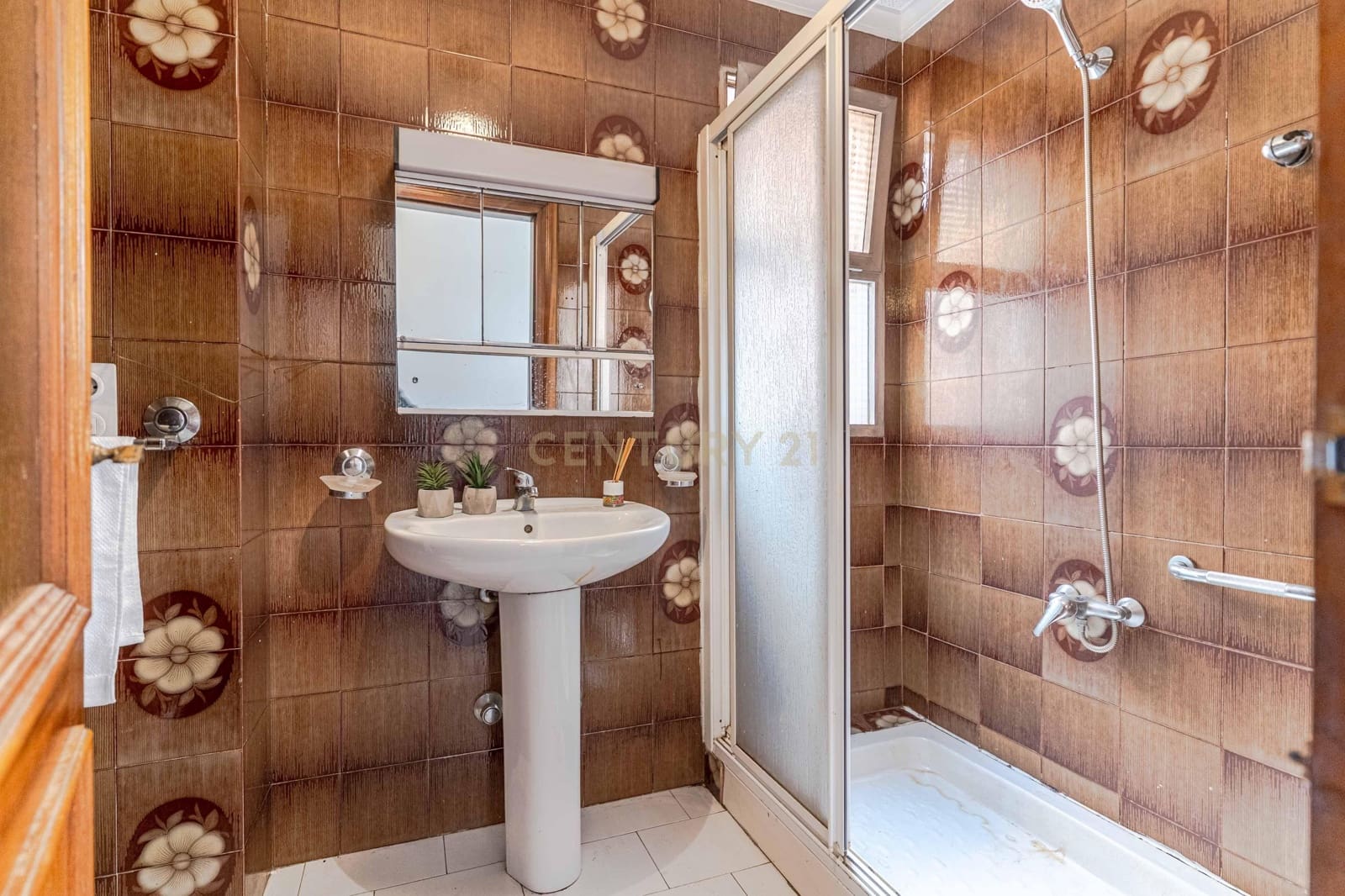 4 makuuhuone Asunto myytävänä paikassa Guadix - 135 000 € (Ref: 9547255)