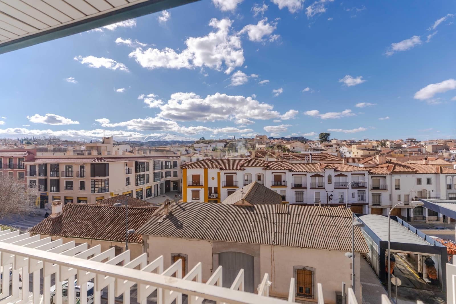 4 makuuhuone Asunto myytävänä paikassa Guadix - 135 000 € (Ref: 9547255)