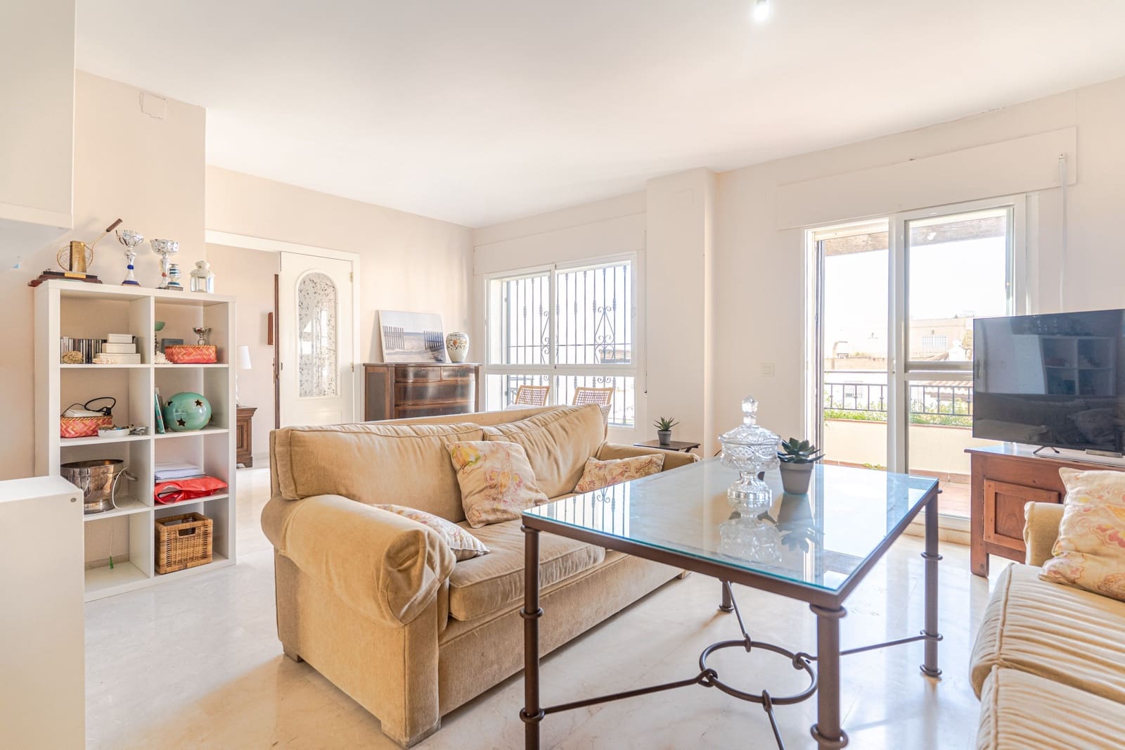 4 sypialnia Dom na sprzedaż w Motril z garażem - 435 000 € (Ref: 9552627)