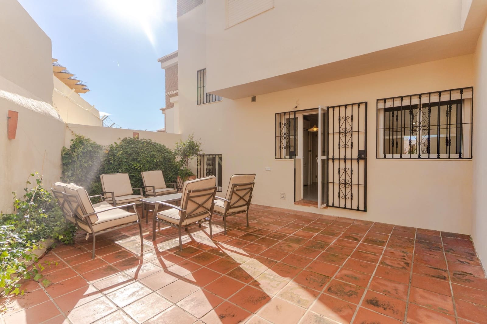 4 sypialnia Dom na sprzedaż w Motril z garażem - 435 000 € (Ref: 9552627)