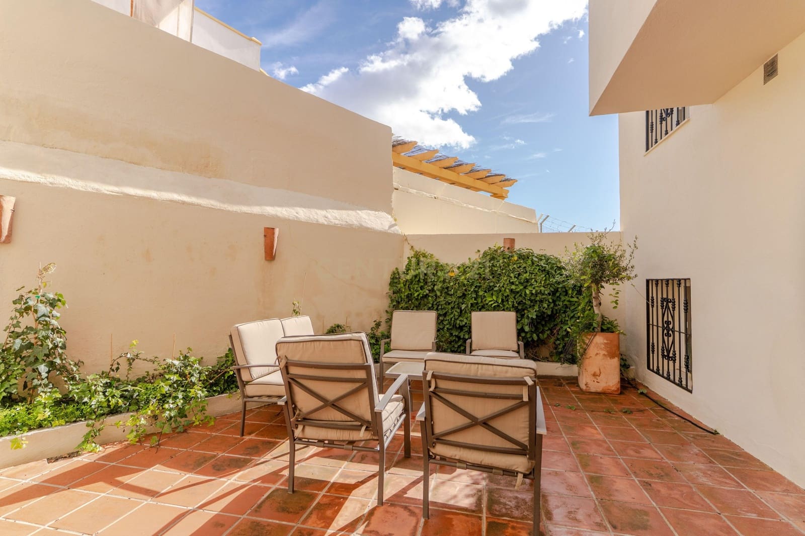 4 sypialnia Dom na sprzedaż w Motril z garażem - 435 000 € (Ref: 9552627)