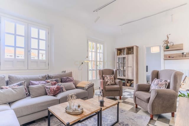 3 soveværelse Lejlighed til salg i Centro - Sagrario, Granada by - € 790.000 (Ref: 9558972)