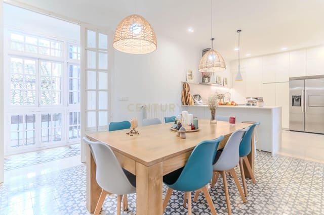 3 soveværelse Lejlighed til salg i Centro - Sagrario, Granada by - € 790.000 (Ref: 9558972)