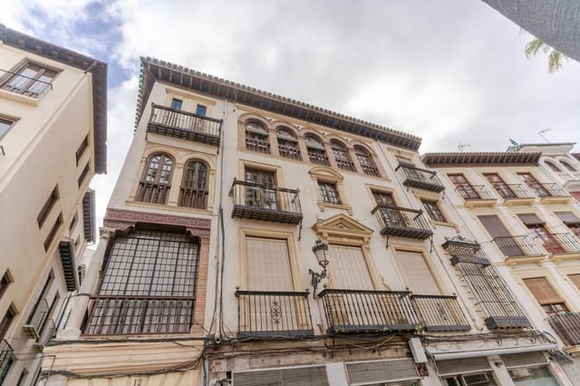 3 soveværelse Lejlighed til salg i Centro - Sagrario, Granada by - € 790.000 (Ref: 9558972)