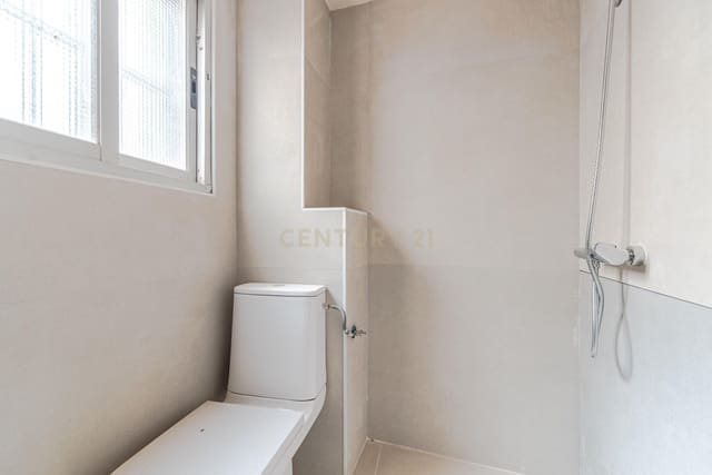 1 sovrum Lägenhet till salu i Molvízar - 67 500 € (Ref: 9588485)