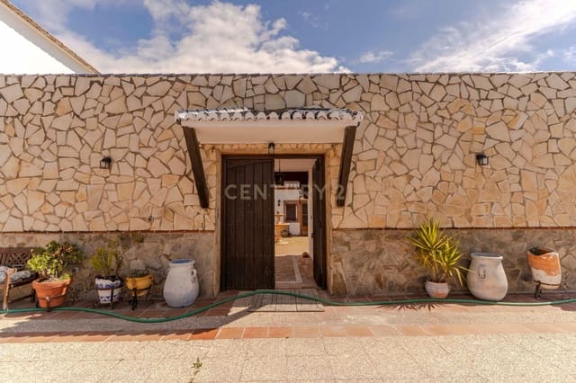 6 soveværelse Finca/Landehus til salg i Pedanias de Granada, Granada by med swimmingpool garage - € 830.000 (Ref: 9609980)