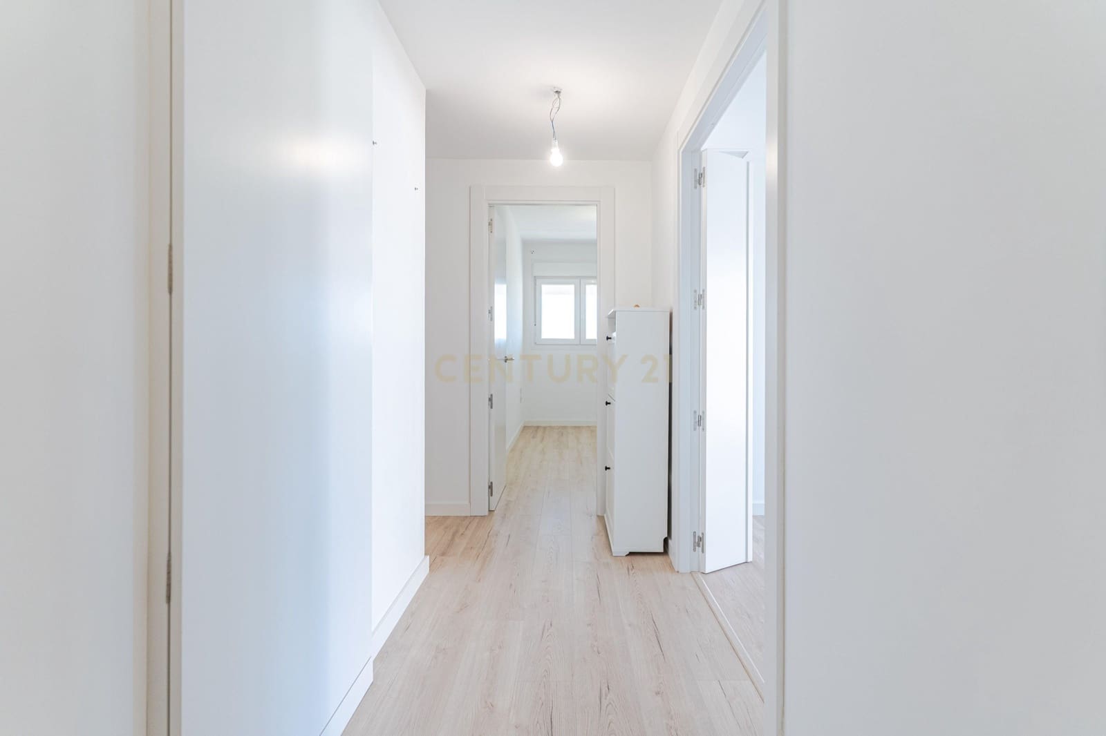 3 soveværelse Lejlighed til salg i Granada by med swimmingpool - € 389.000 (Ref: 9611904)