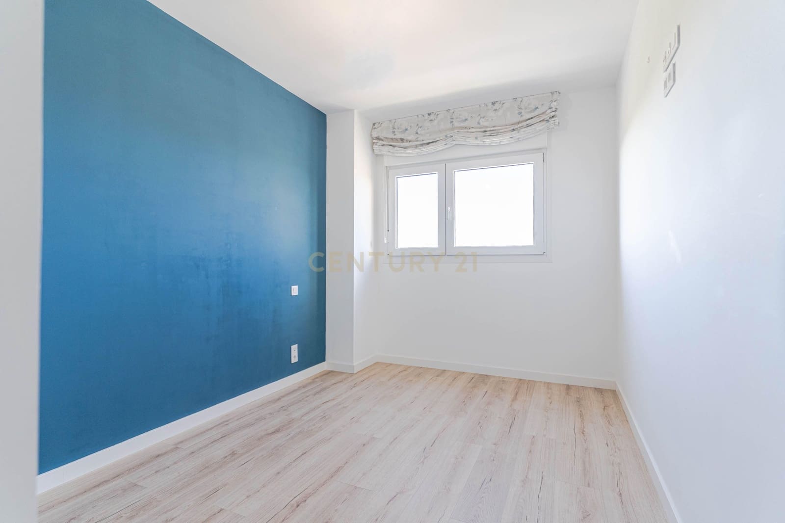 3 soveværelse Lejlighed til salg i Granada by med swimmingpool - € 389.000 (Ref: 9611904)