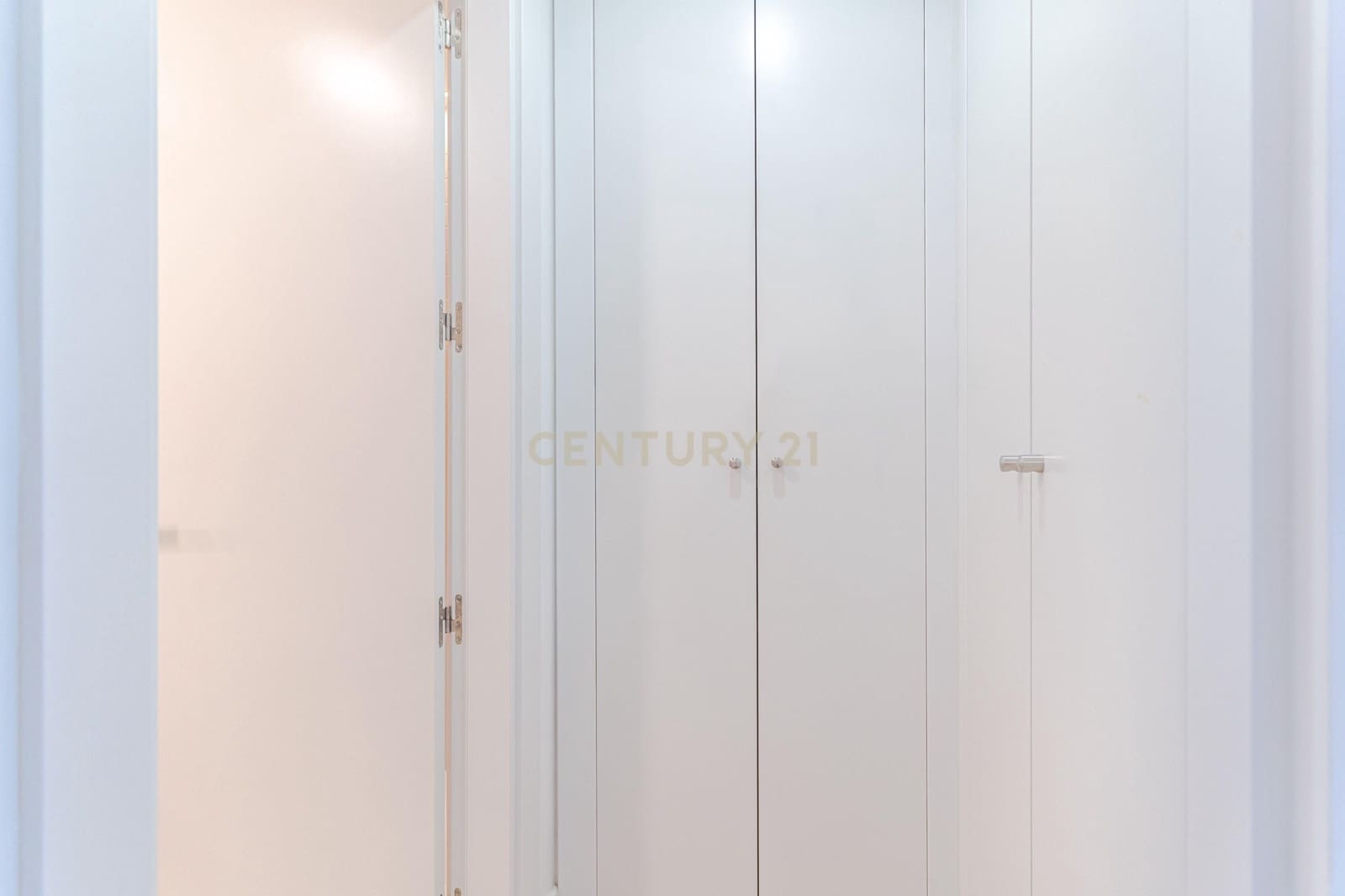 3 soveværelse Lejlighed til salg i Granada by med swimmingpool - € 389.000 (Ref: 9611904)