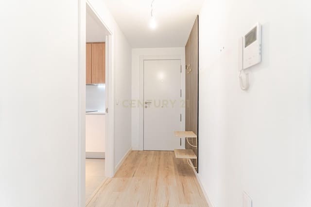 Piso de 3 habitaciones en Avda. Federico Garcia Lorca - Nueva Estación Autobuses, Granada ciudad en venta con piscina - 389.000 € (Ref: 9611904)