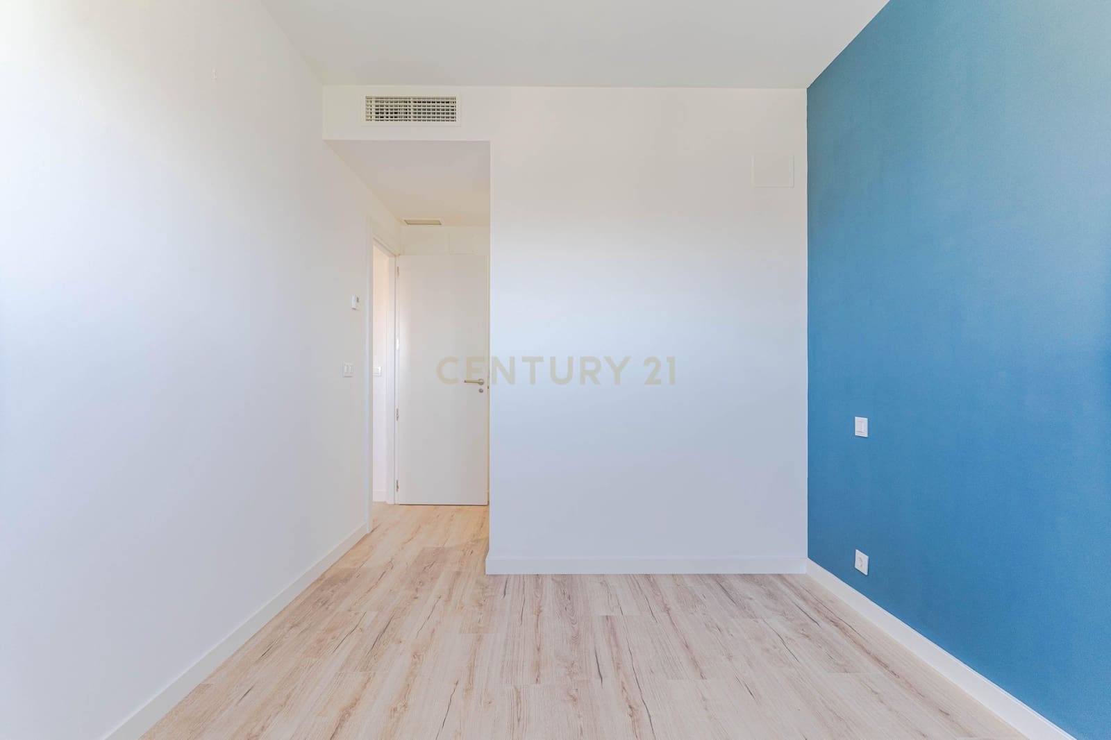 3 soveværelse Lejlighed til salg i Granada by med swimmingpool - € 389.000 (Ref: 9611904)