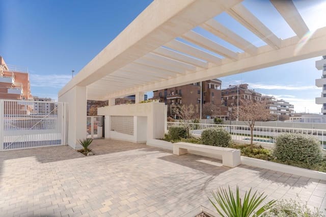 Piso de 3 habitaciones en Avda. Federico Garcia Lorca - Nueva Estación Autobuses, Granada ciudad en venta con piscina - 389.000 € (Ref: 9611904)