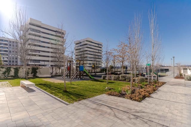 Piso de 3 habitaciones en Avda. Federico Garcia Lorca - Nueva Estación Autobuses, Granada ciudad en venta con piscina - 389.000 € (Ref: 9611904)