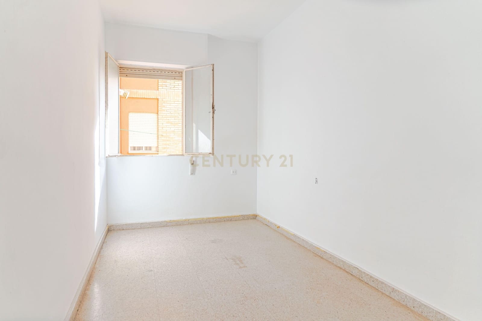 4 soveværelse Lejlighed til salg i Motril - € 115.000 (Ref: 9614091)