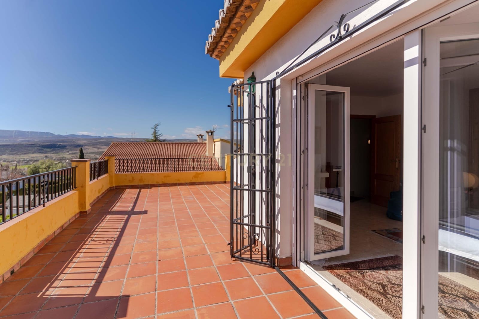 4 bedroom Semi-detached Villa for sale in Padul - € 369,000 (Ref: 9622753)