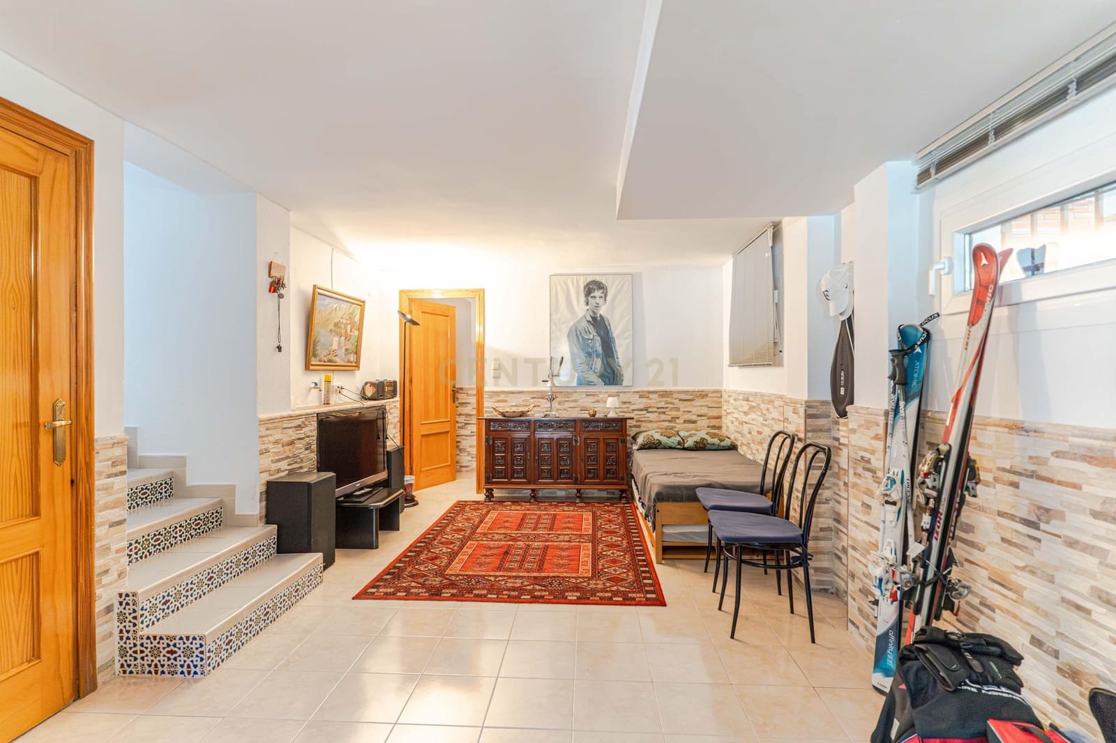 4 bedroom Semi-detached Villa for sale in Padul - € 369,000 (Ref: 9622753)