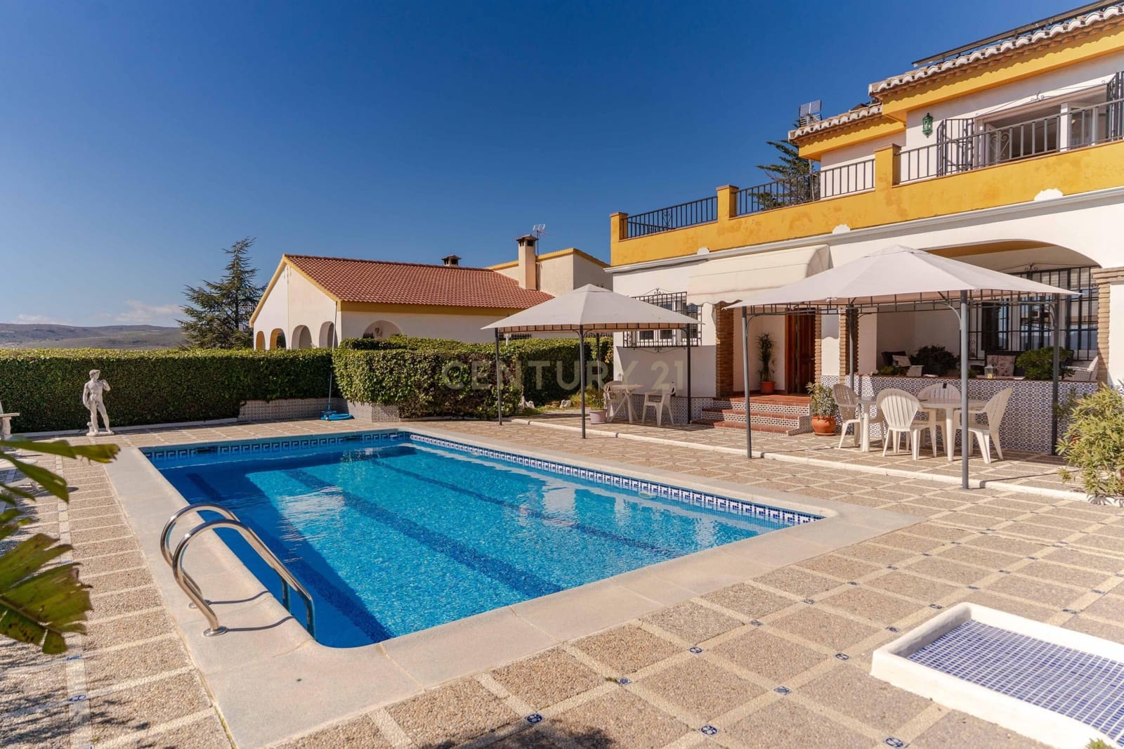 4 bedroom Semi-detached Villa for sale in Padul - € 369,000 (Ref: 9622753)