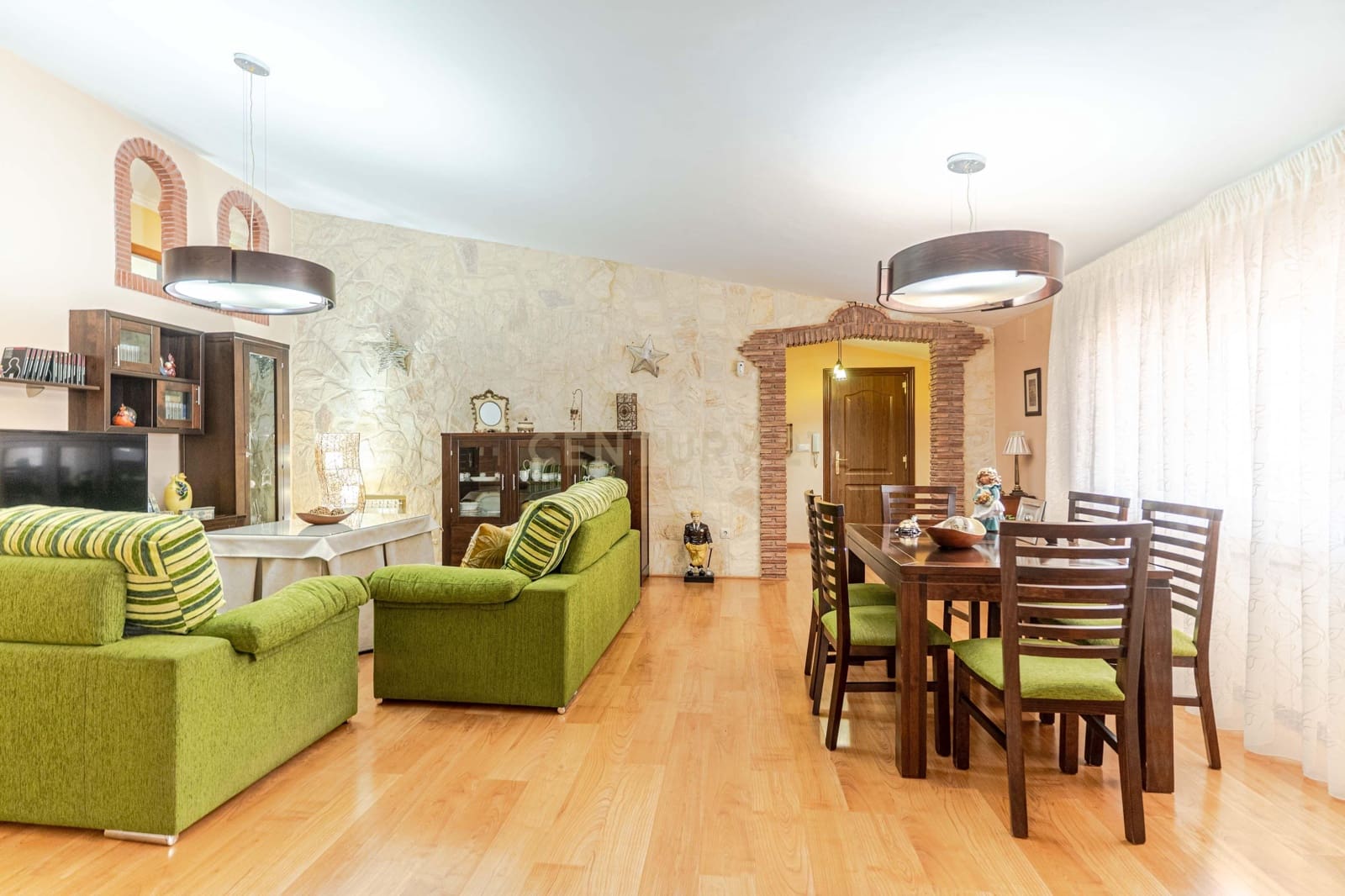 4 makuuhuone Huvila myytävänä paikassa Padul mukana uima-altaan - 389 000 € (Ref: 9624074)