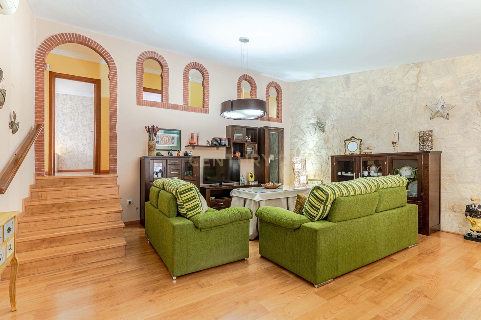 4 makuuhuone Huvila myytävänä paikassa Padul mukana uima-altaan - 389 000 € (Ref: 9624074)