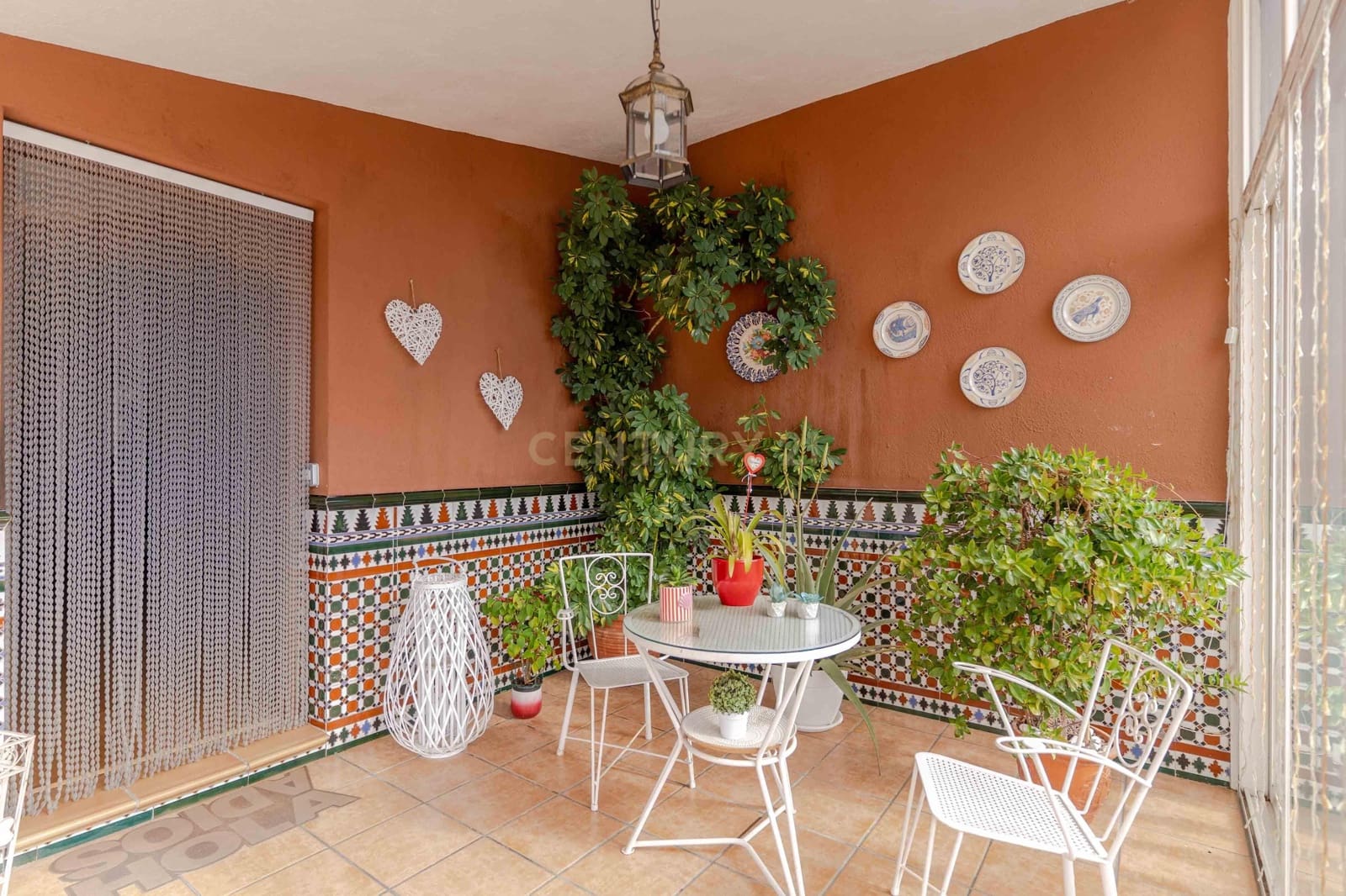 4 makuuhuone Huvila myytävänä paikassa Padul mukana uima-altaan - 389 000 € (Ref: 9624074)