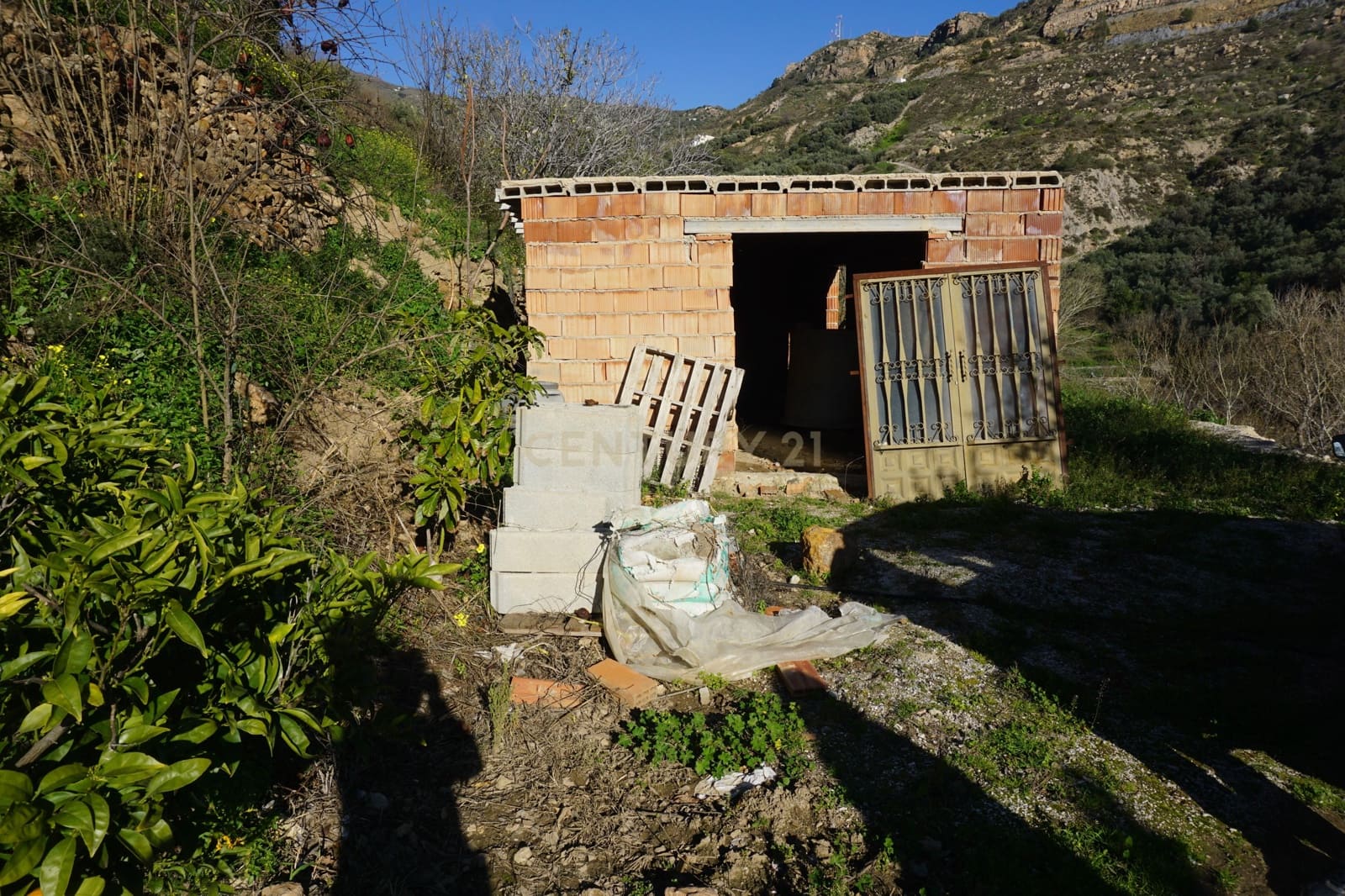 Finca/Landhuis te koop in Lanjaron - € 68.000 (Ref: 9624231)