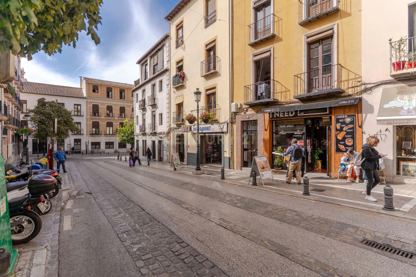 2 soveværelse Penthouse til leje i Granada by - € 900 (Ref: 9629370)