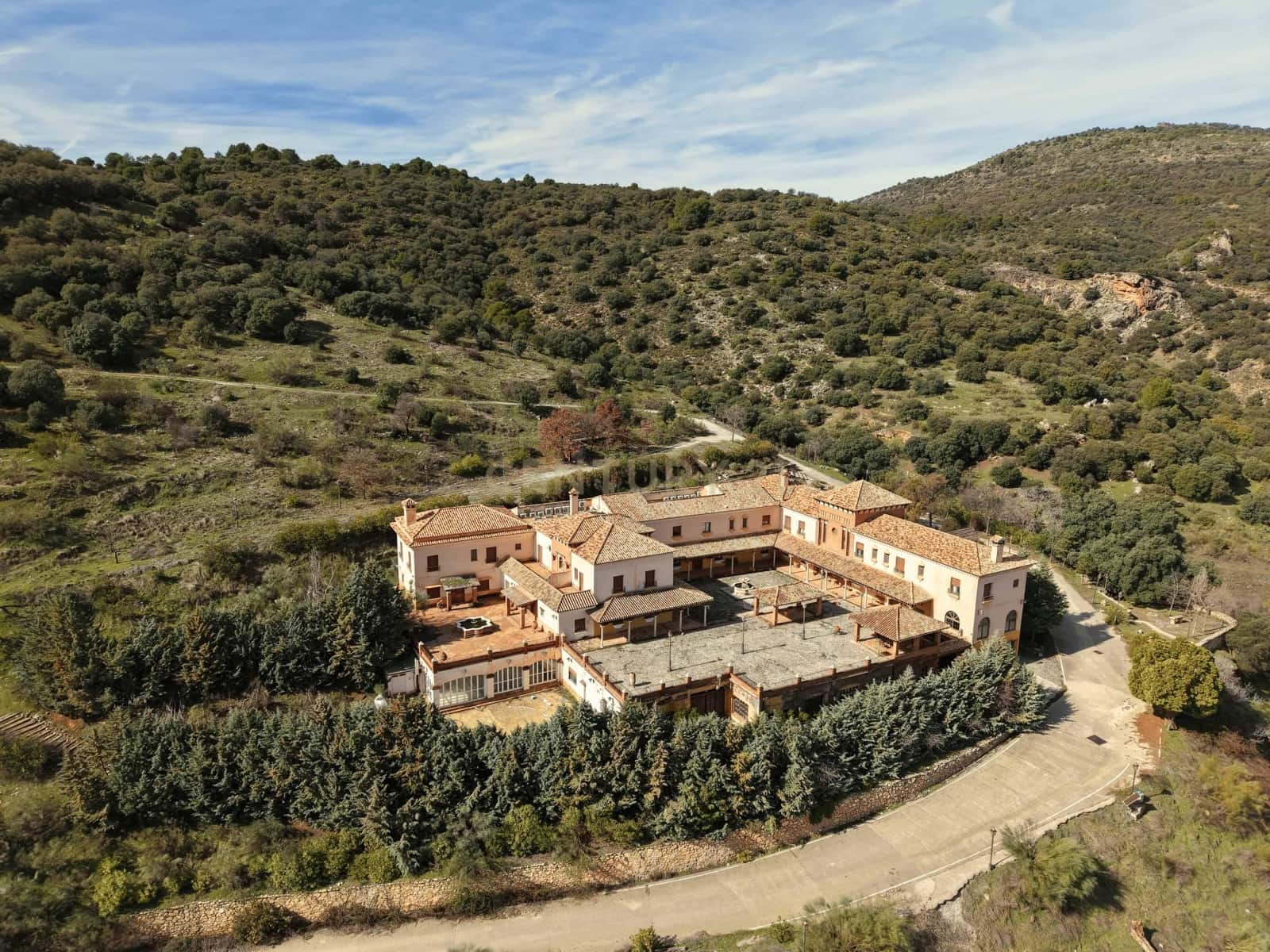 Hotel en Diezma en venta - 10.000.000 € (Ref: 9629371)