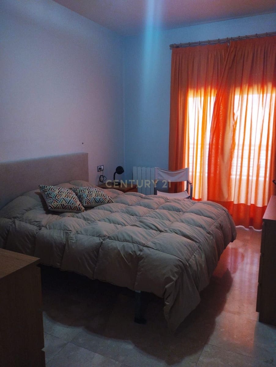 Piso de 1 habitación en Granada ciudad en alquiler - 720 € (Ref: 9630576)