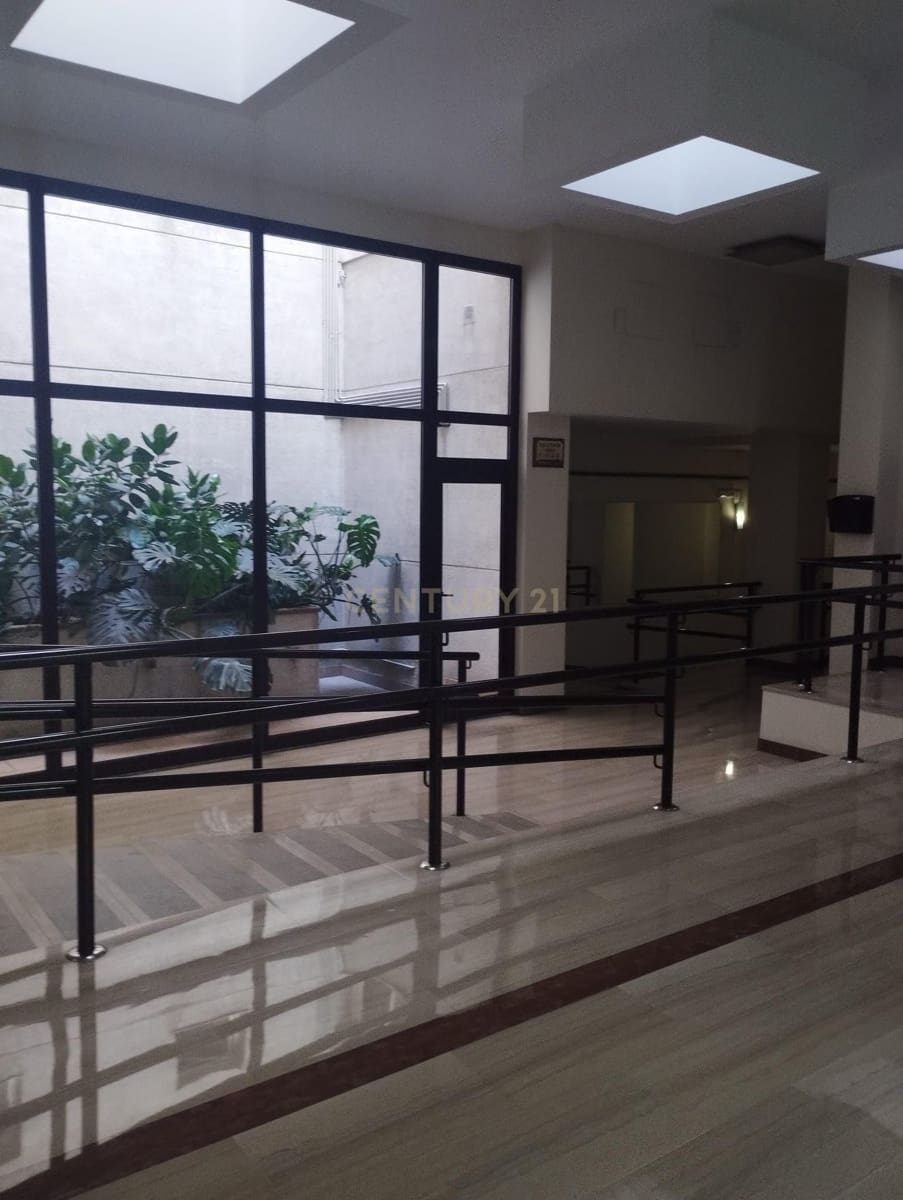 Piso de 1 habitación en Granada ciudad en alquiler - 720 € (Ref: 9630576)