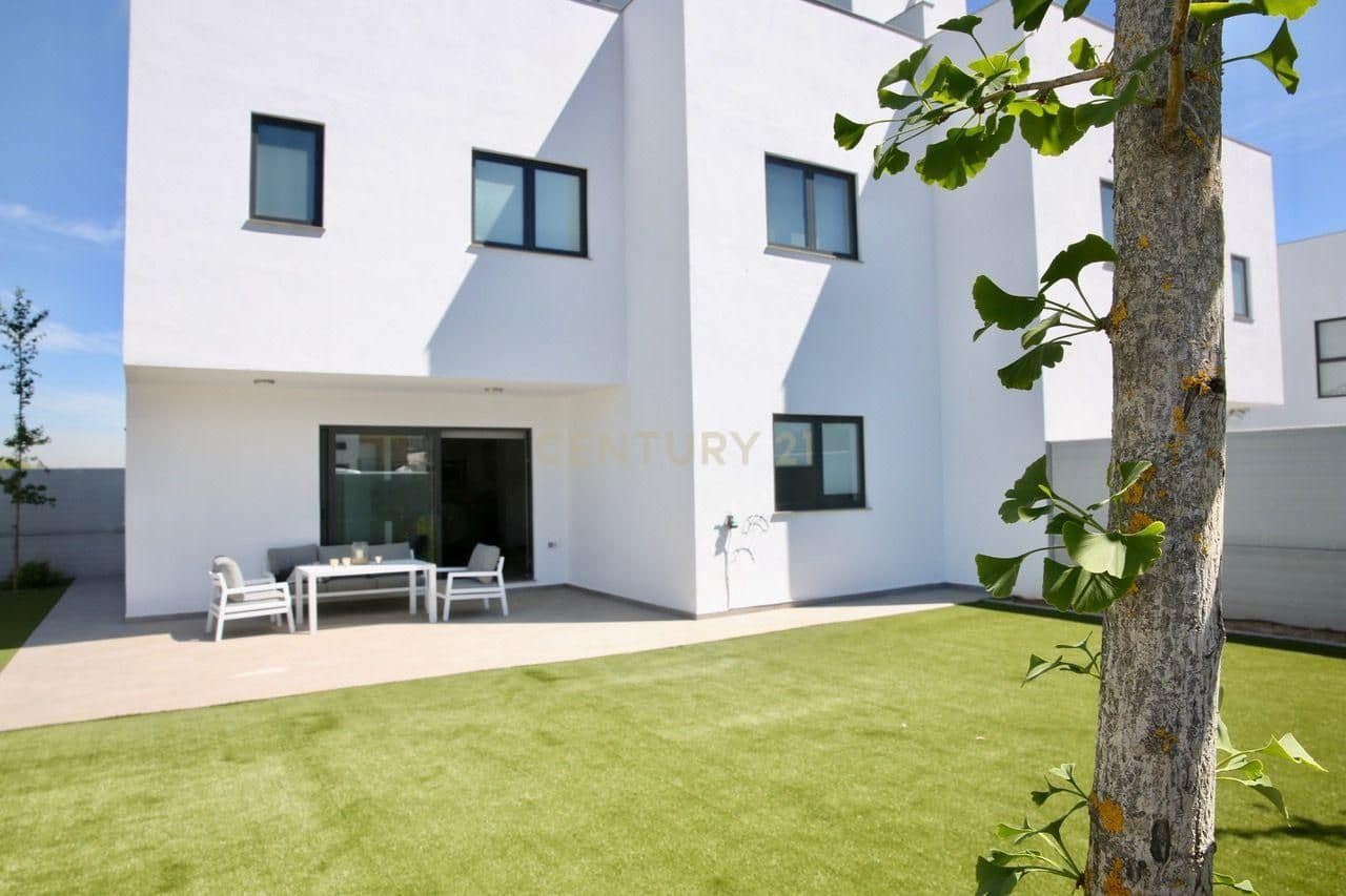 2 camera da letto Appartamento da affittare in La Zubia con garage - 850 € (Rif: 9631463)