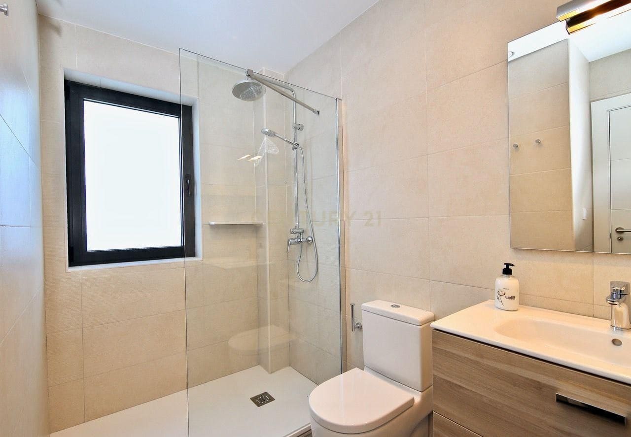 2 camera da letto Appartamento da affittare in La Zubia con garage - 850 € (Rif: 9631463)