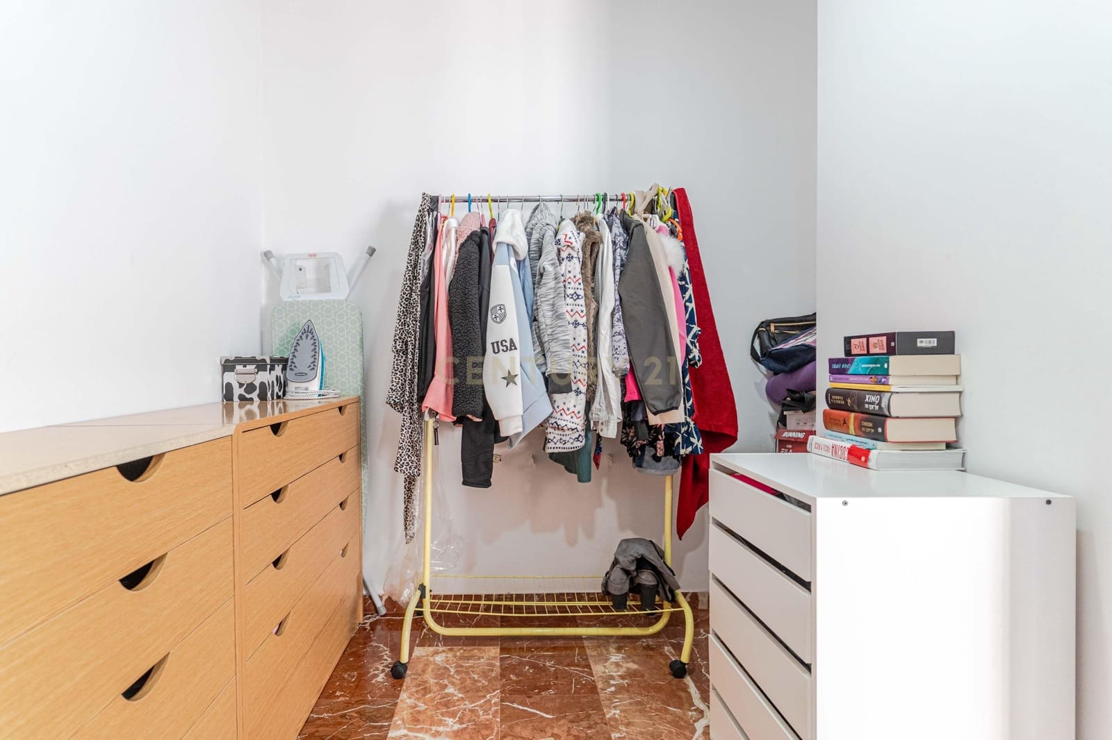 5 bedroom Villa for sale in Otura with pool - € 430,000 (Ref: 9634784)