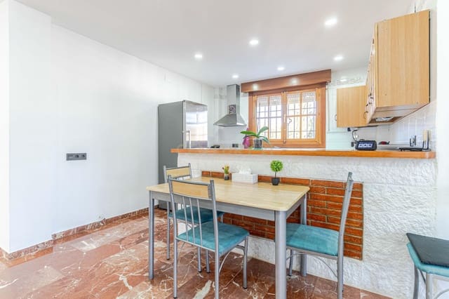 5 bedroom Villa for sale in Otura with pool - € 430,000 (Ref: 9634784)