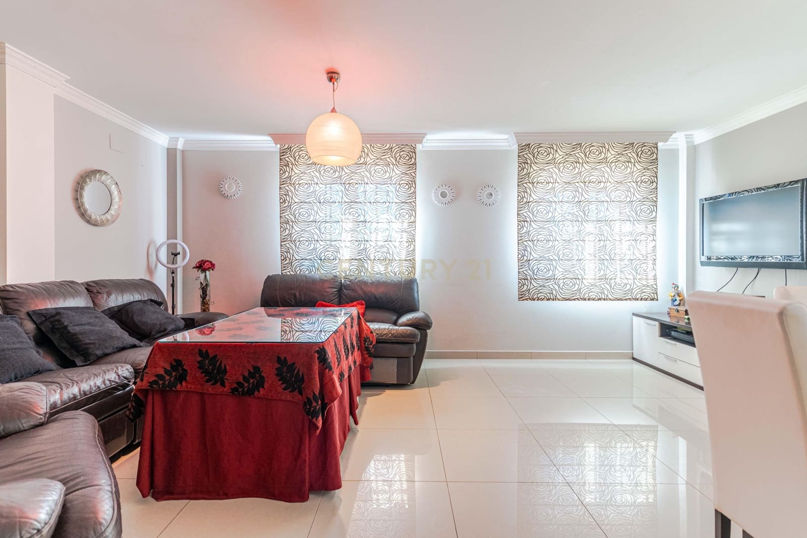 5 quarto Moradia para venda em Huetor Vega com piscina - 385 000 € (Ref: 9635134)