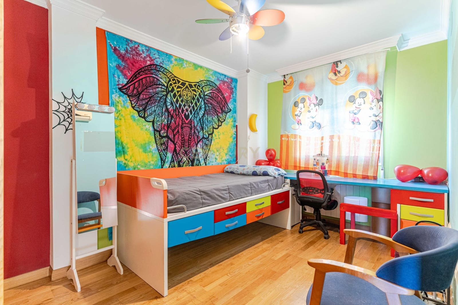 5 quarto Moradia para venda em Huetor Vega com piscina - 385 000 € (Ref: 9635134)