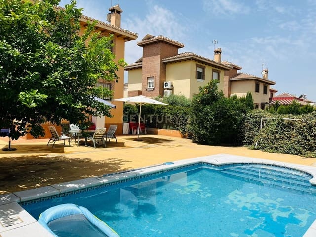 5 quarto Moradia para venda em Huétor Vega com piscina - 385 000 € (Ref: 9635134)