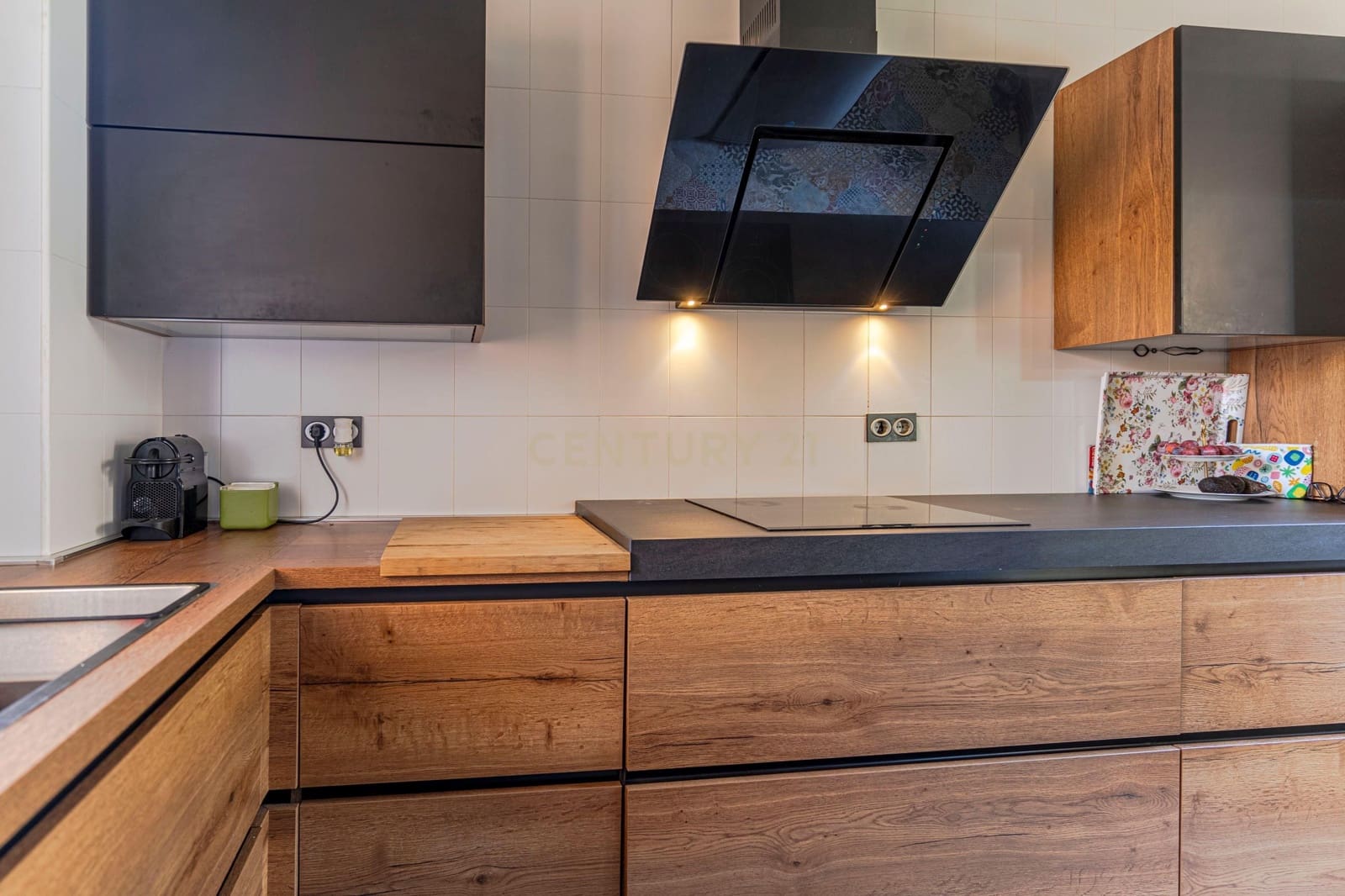 5 sovrum Villa till salu i Otura med pool garage - 379 000 € (Ref: 9635135)