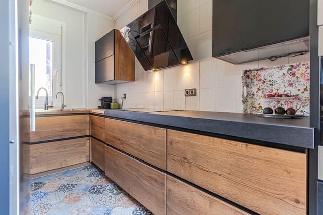 5 sovrum Villa till salu i Otura med pool garage - 379 000 € (Ref: 9635135)