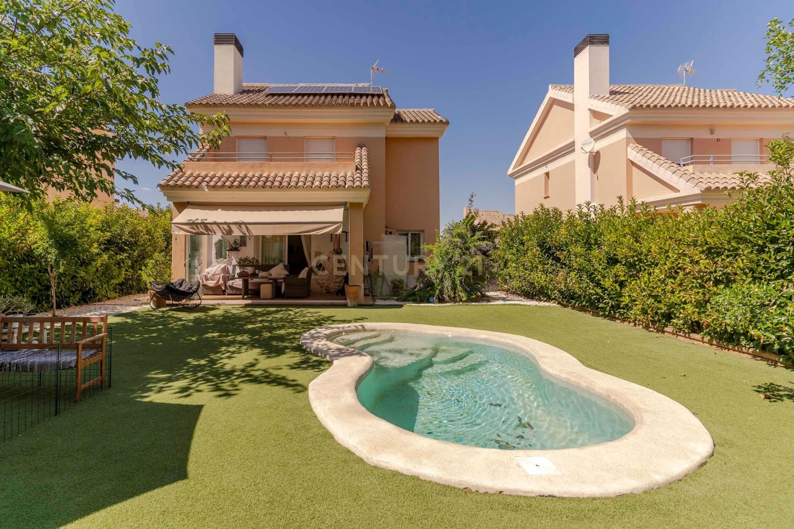 5 sovrum Villa till salu i Otura med pool garage - 379 000 € (Ref: 9635135)