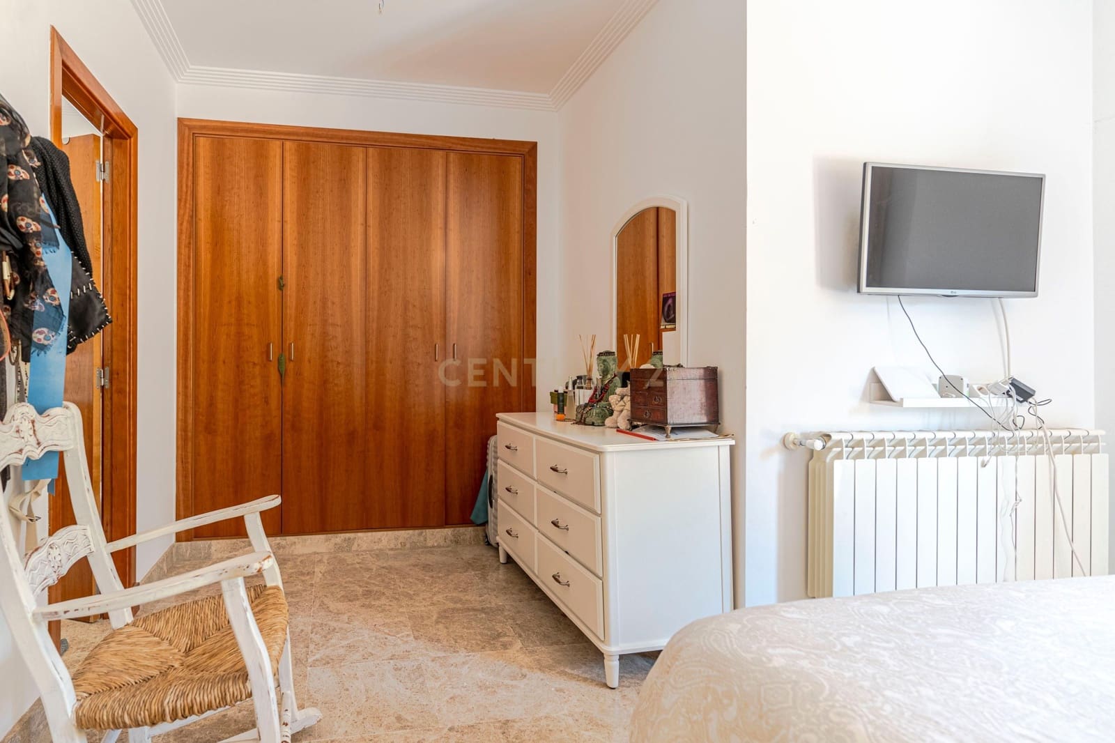 5 sovrum Villa till salu i Otura med pool garage - 379 000 € (Ref: 9635135)