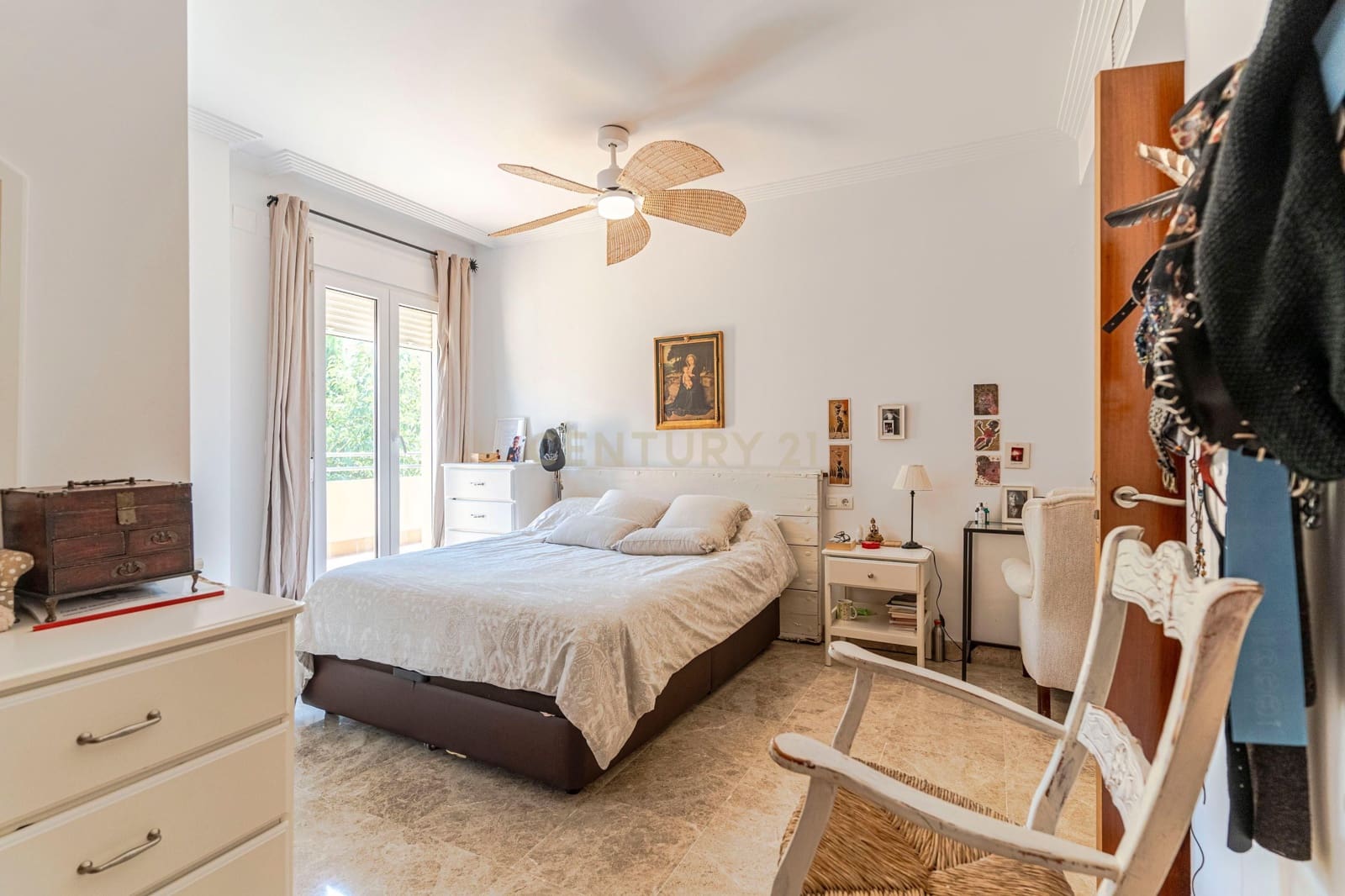 5 sovrum Villa till salu i Otura med pool garage - 379 000 € (Ref: 9635135)